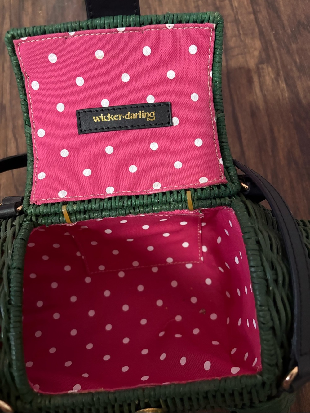 Wickerdarling Green Wicker Alligator Shoulder Bag - Picture 3 of 3